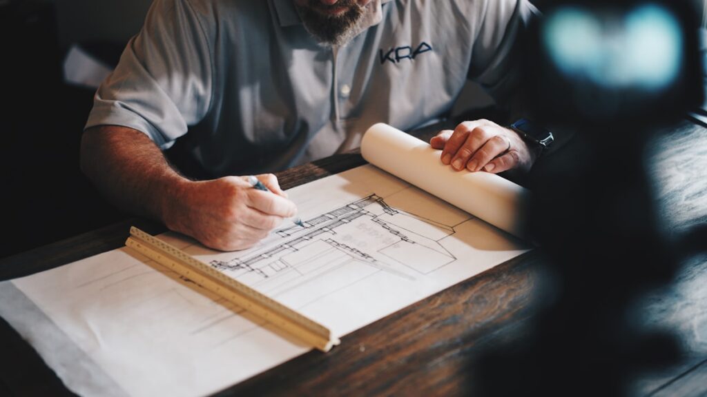 Developers, construction groups and infrastructure platforms.